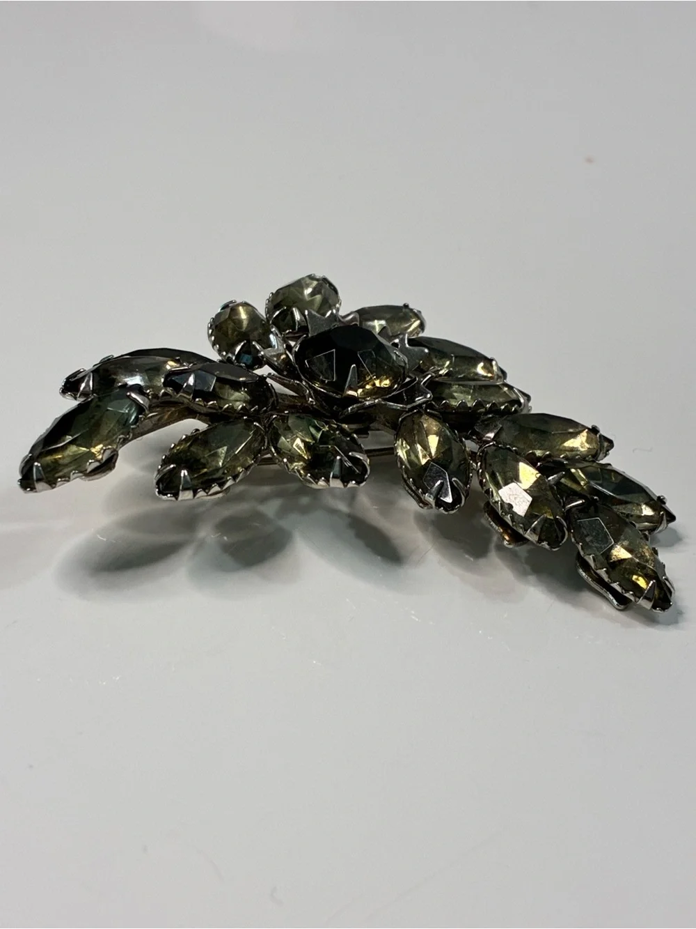 VTG Retro Olive Green Crystal Floral Brooch - Women Jewelry